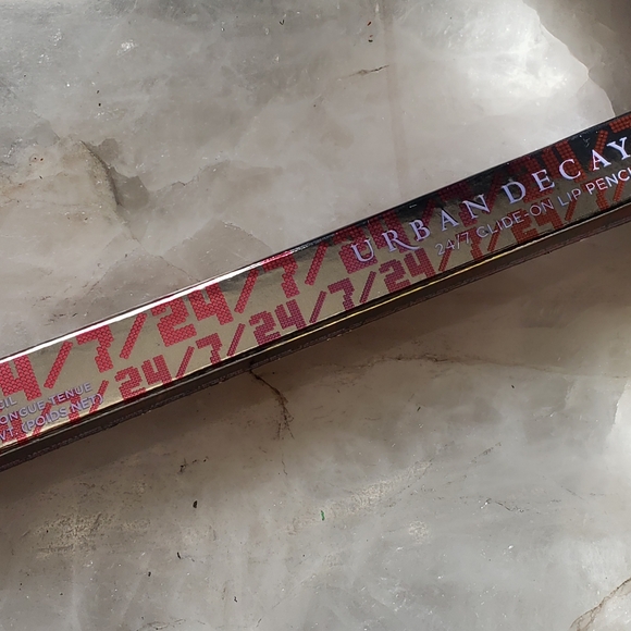 URBAN DECAY | CONSPIRACY | 24HR JUICY COLOR/ LIP DEFINITION | USED 1X - Picture 5 of 11